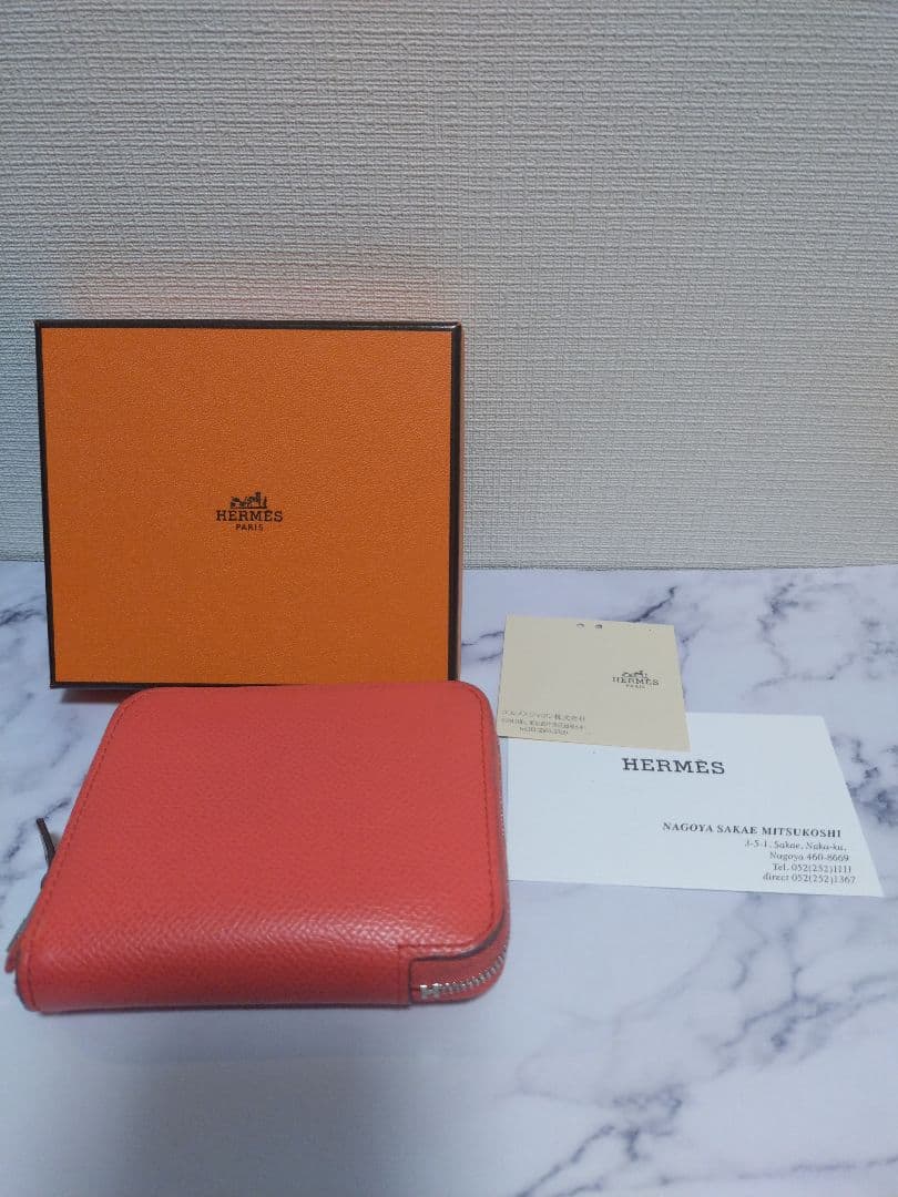 HERMES　シルクインコンパクト