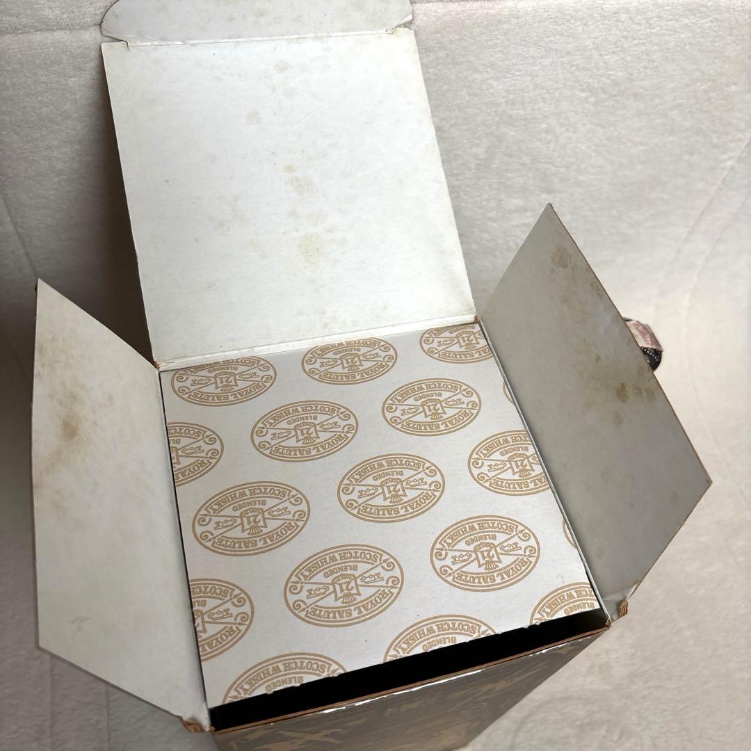 シーバス　ロイヤルサルート21年　陶器ボトル赤 巾着・箱付【古酒】