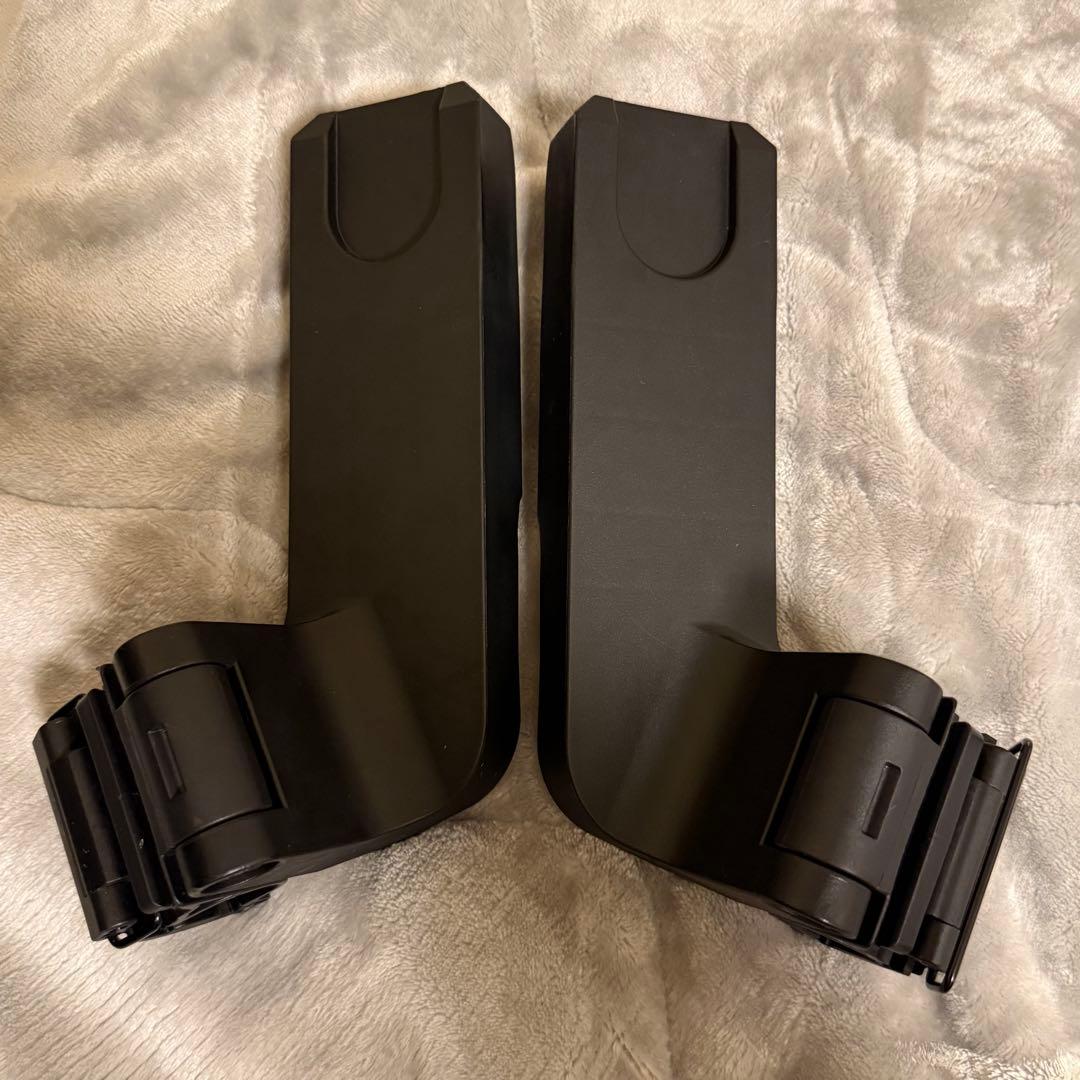 cybex Cloud G i-Size チャイルドシート ブラック アダプタ付