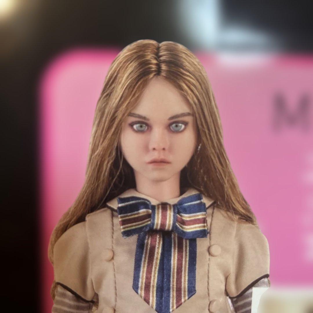 モンド社製1/6ミーガンフィギュア