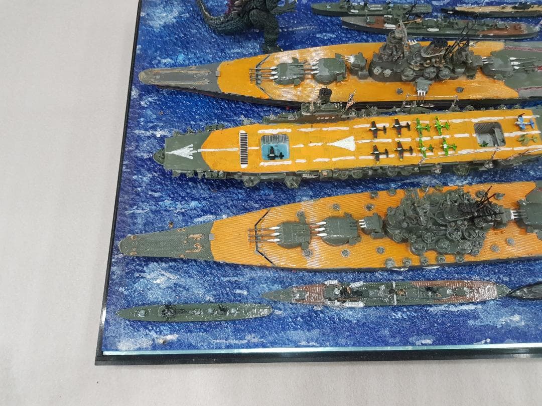 艦船ジオラマ模型 ゴジラ付き 戦艦・空母・駆逐艦 コレクション [20]