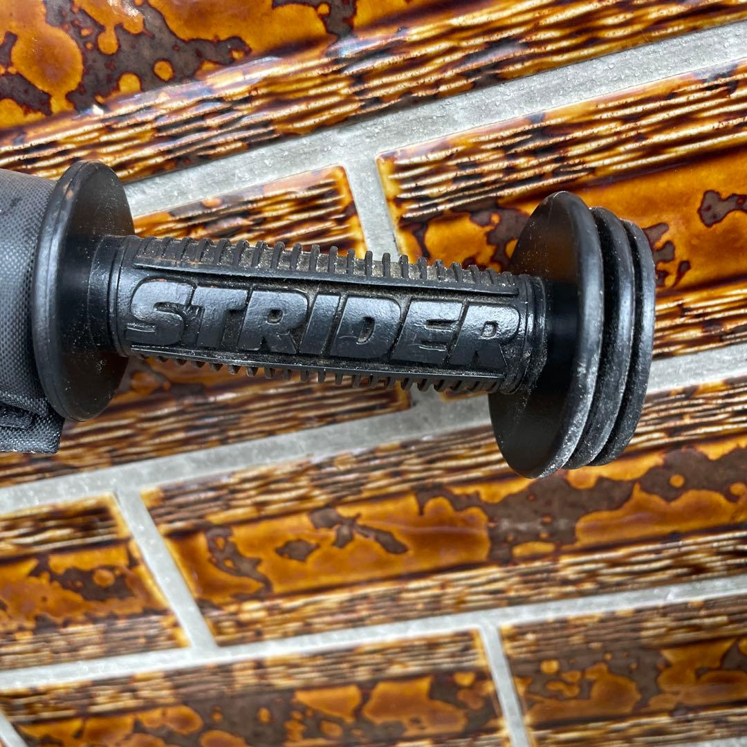 中古　STRIDER PROバランスバイク 12インチ シルバー　軽量！