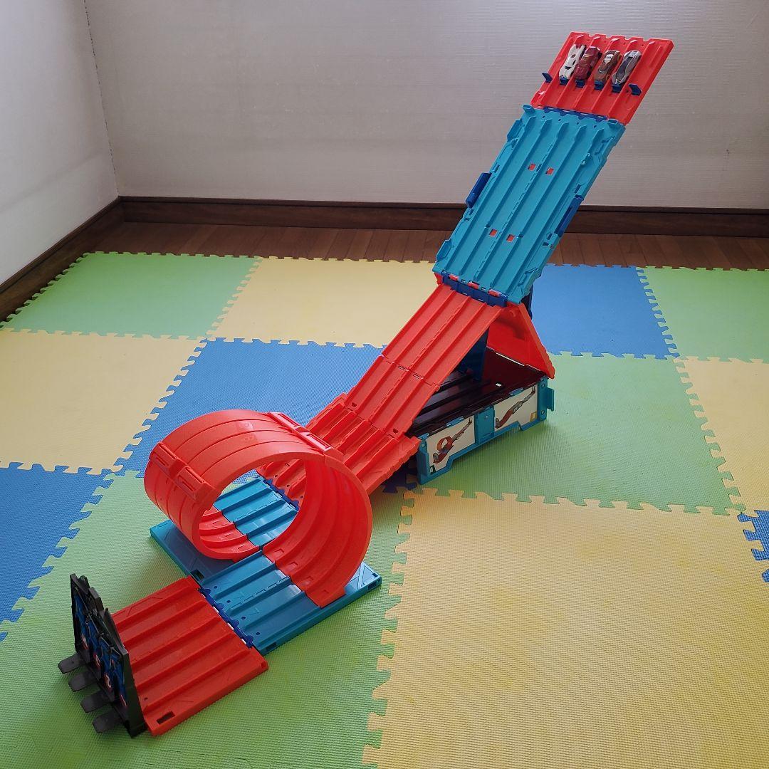ホットウィール　コース　トラックビルダーシステム　アルティメットレースボックス