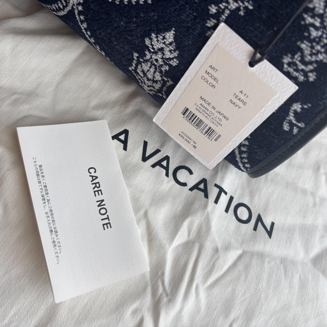 【新品未使用】A VACATION　TEARS　チェーンハンドバッグ　ネイビー