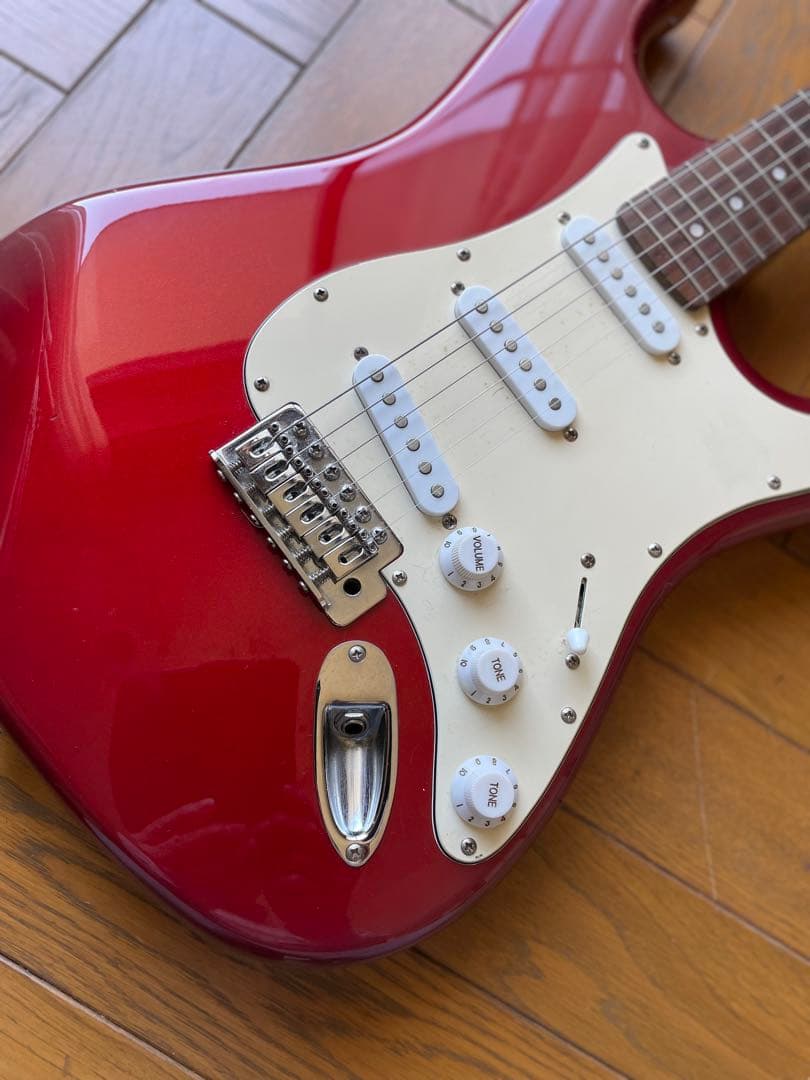 Bacchas ユニバーサルシリーズ　ストラトタイプ