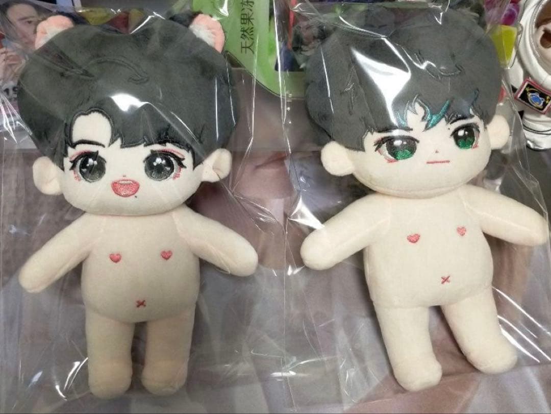 肖战 王一博 ぬいぐるみ 20cm コスチューム付き