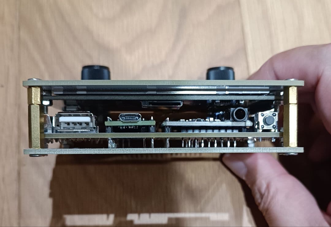 MicroDexed Touch（多機能音源モジュール）