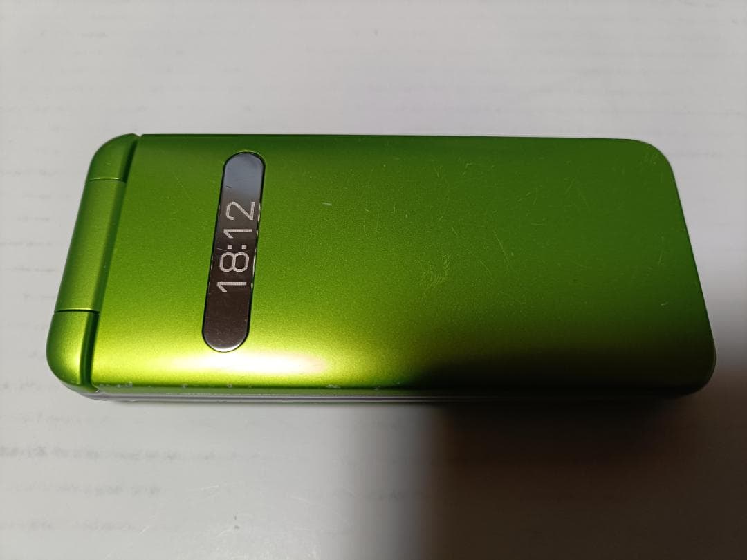 ☆ au GRATINA KYF37 グリーン 初期付属品完備