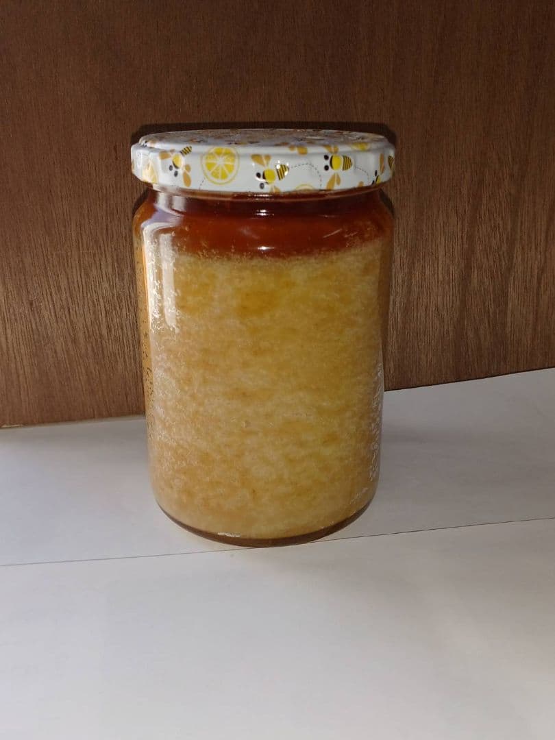 日本蜜蜂の天然ハチミツ　無添加　非加熱　内容量４００g × 5本