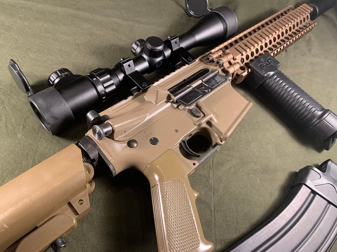 レシーライフル　東京マルイ　次世代　電動ガン　充電器等付属