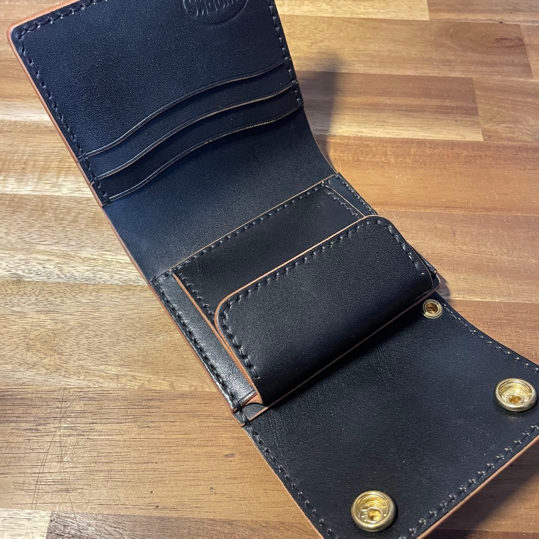 ショートトラッカーウォレット　栃木レザー　茶芯　丘染めブラック
