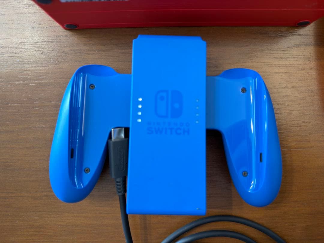 【美品】Nintendo Switch 本体 マリオレッド　限定カラー