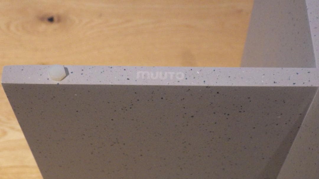 MUUTO ムート HALVES サイドテーブル　コーヒーテーブル２