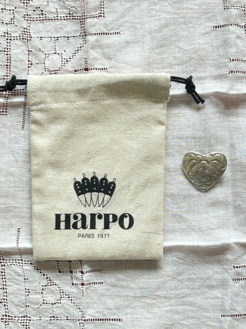 スノーキャッスル　HARPO ハート型シルバーブローチ&チャーム