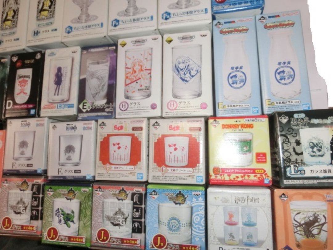 アニメゲームキャラクターグッズ100点ハンドタオル グラス皿下位賞くじまとめうり