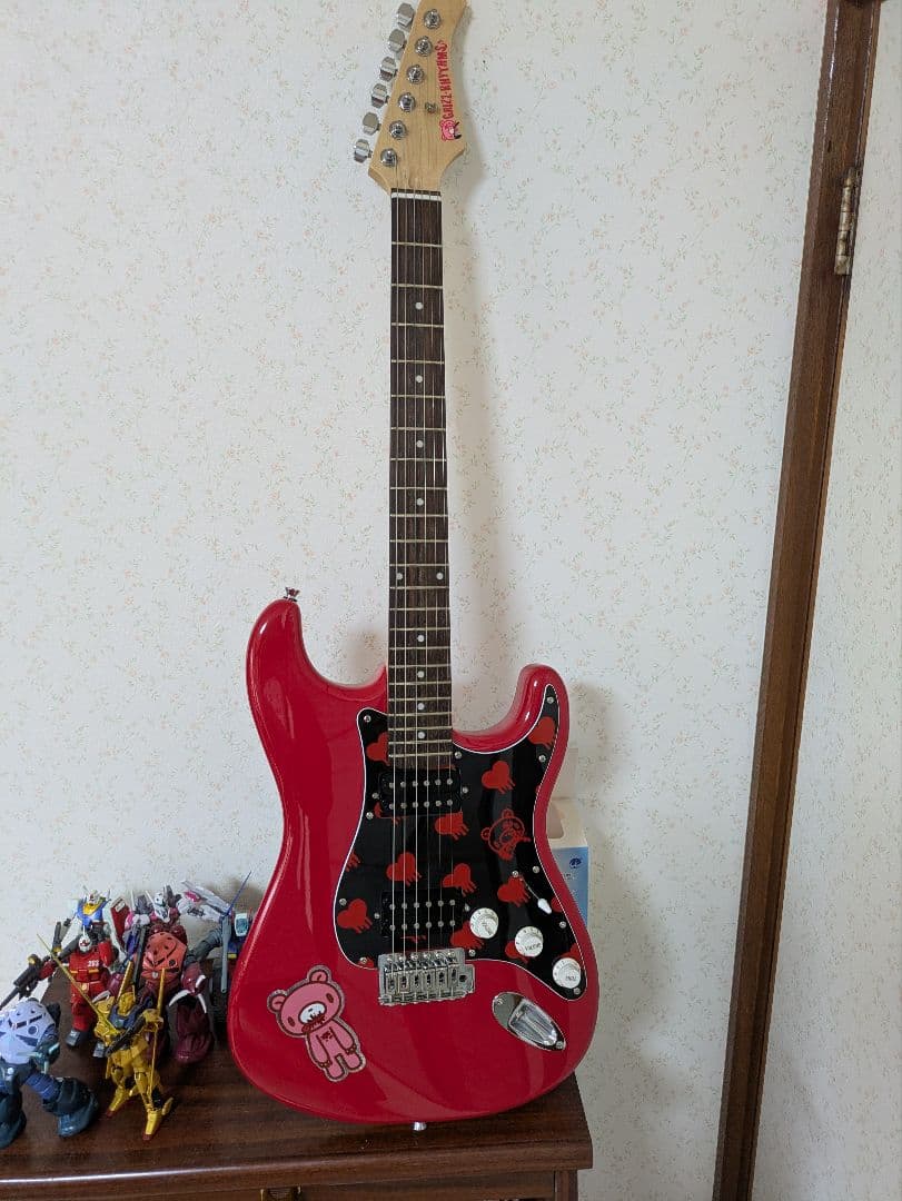 いたずらぐまのグルーミー　レッド エレキギター 　美品