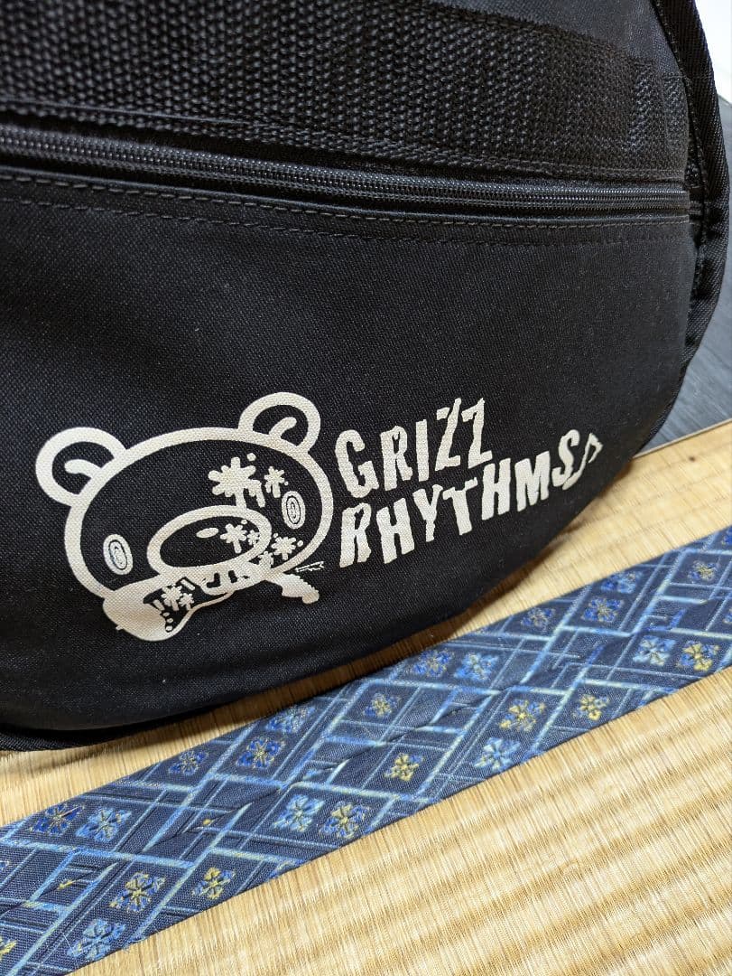 いたずらぐまのグルーミー　レッド エレキギター 　美品