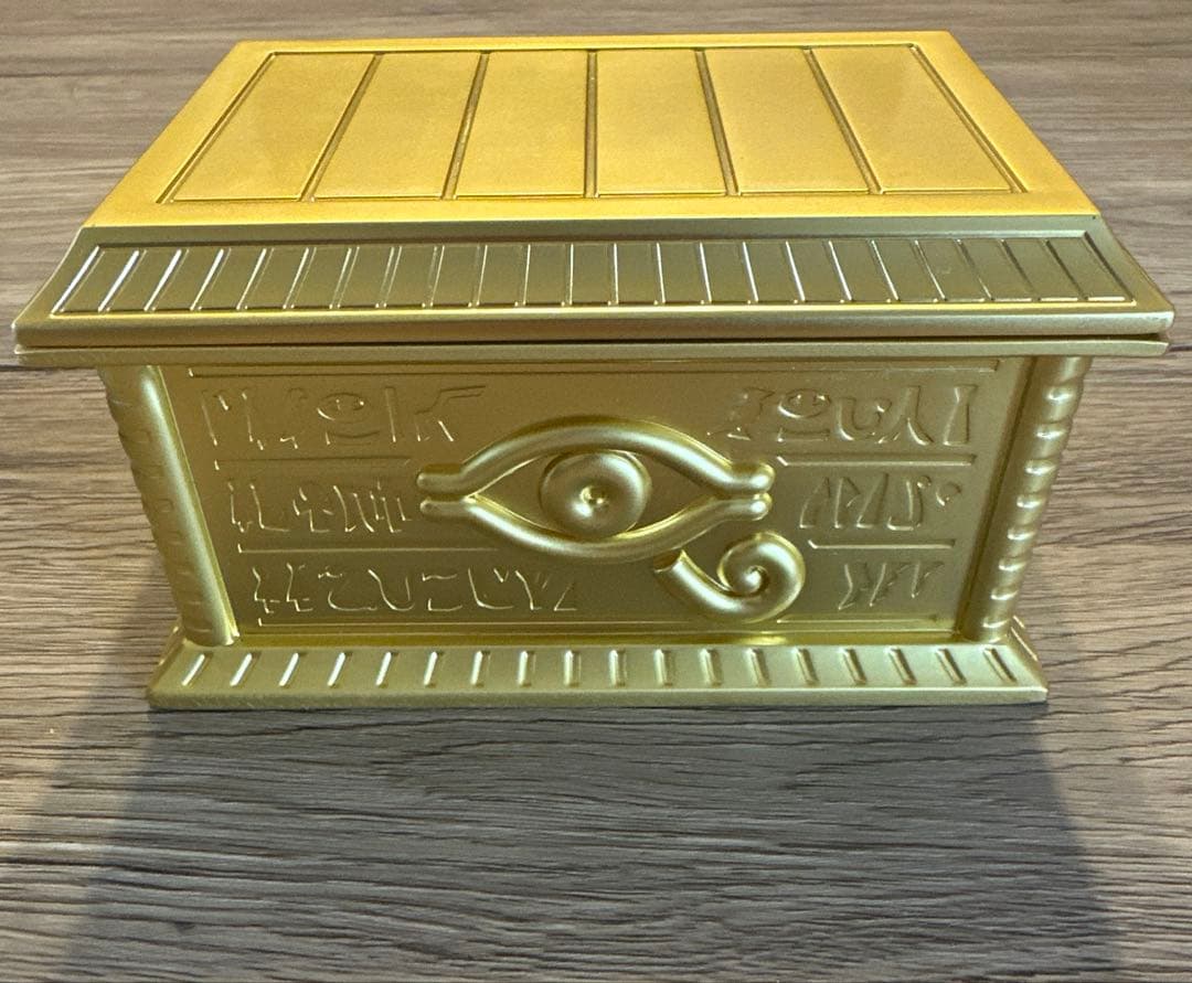遊戯王　封印の黄金櫃1/1スケール　ムービック