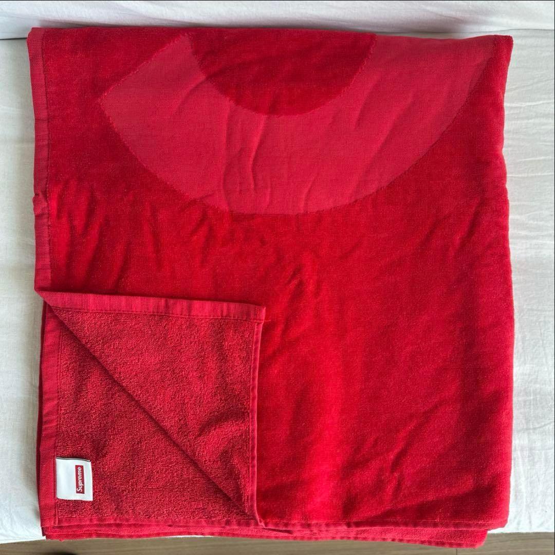 Supreme 24SS Tonal Logo Towel Red レッド
