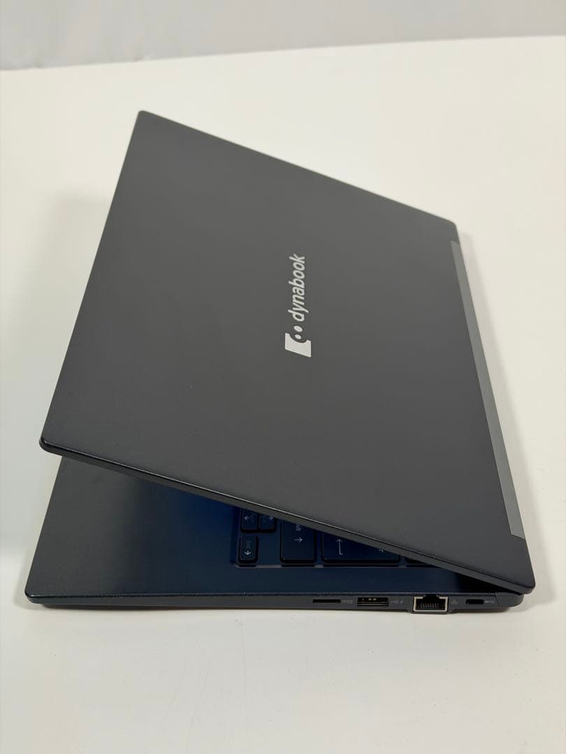 01.G83/HU 超軽量 i5-11世代 16G512G Office2024