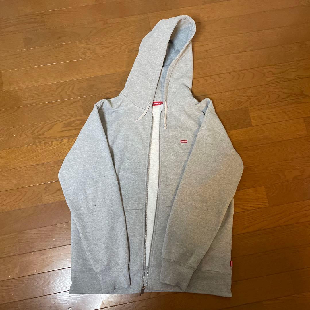 もっしもsupremeスモールボックスロゴジップパーカーL