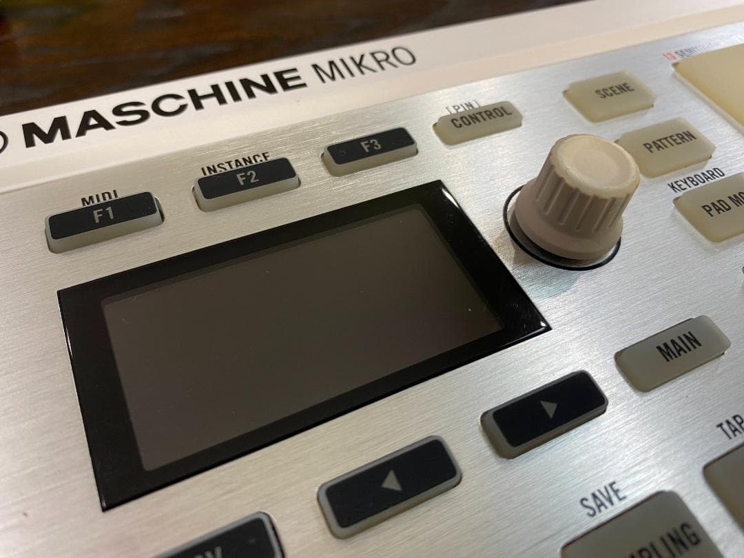 DJ機材 Native Instruments MASCHINE MIKRO MK2 ID