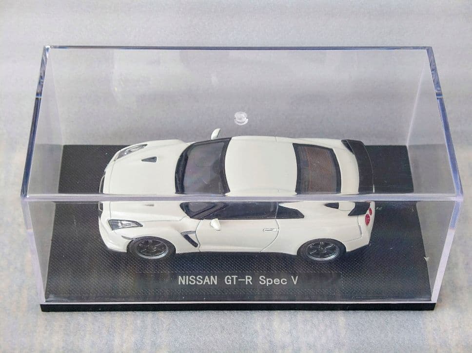 ミニカー R35GT-R GT5 COLLECTOR'S Edition 1/43