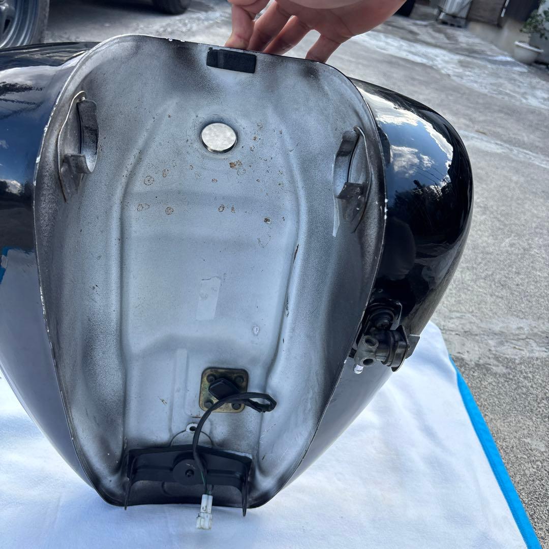 ドラッグスター400 純正タンク　VH01J 黒　美品