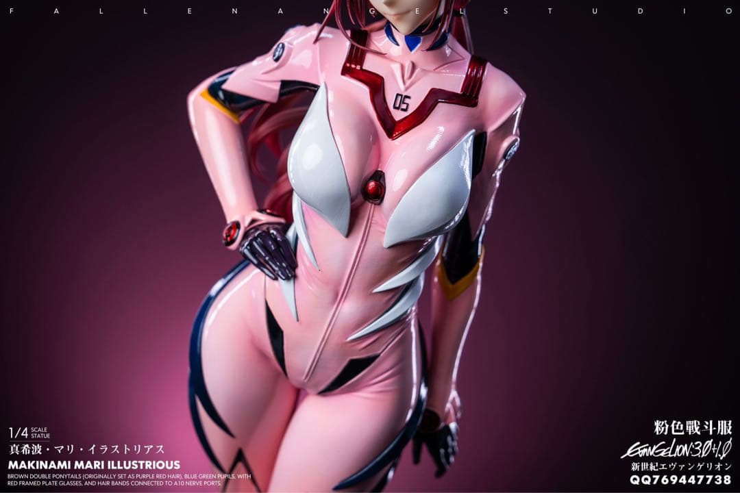 真希波・マリ・イラストリアス　フィギュア　エヴァンゲリオン　ガレージキット