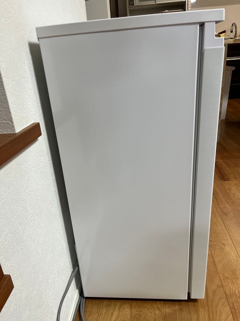 冷凍庫 66L 奥行スリム IUSN-7A-W アイリスオーヤマ 2023年製