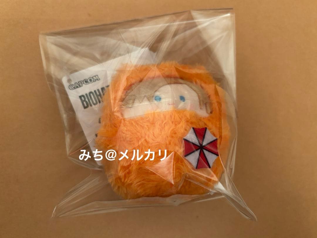 バイオハザード　レオン　くるみたぴぬい　キーホルダー　カプコン　ぬいぐるみ