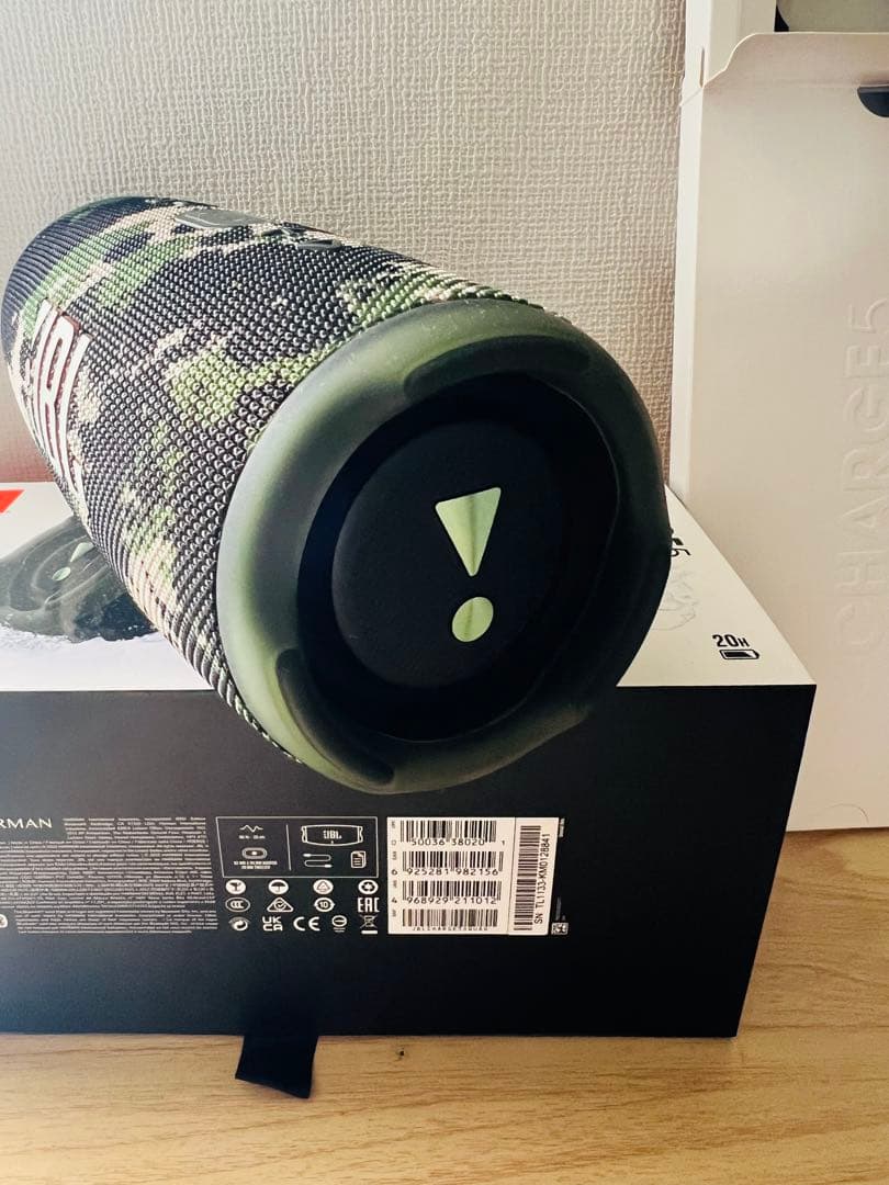 スピーカー・ウーファー JBL Charge 5 camo