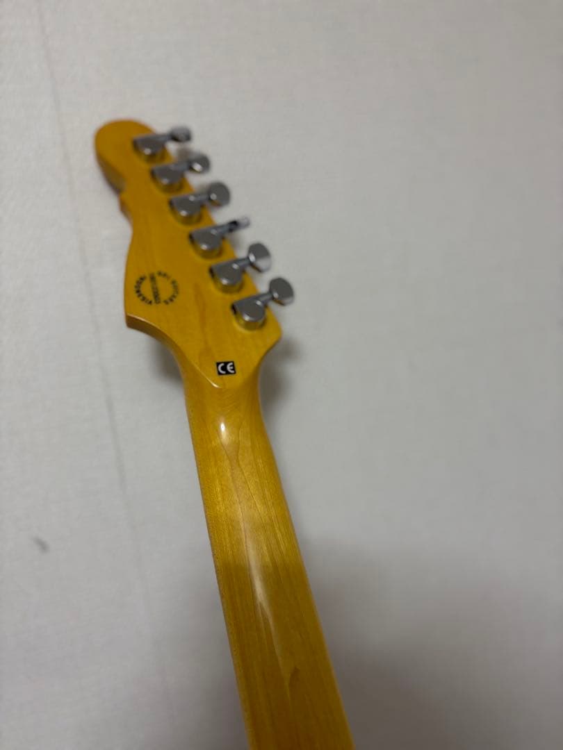 G&L Legacy Tribute Series ブラック&メープル