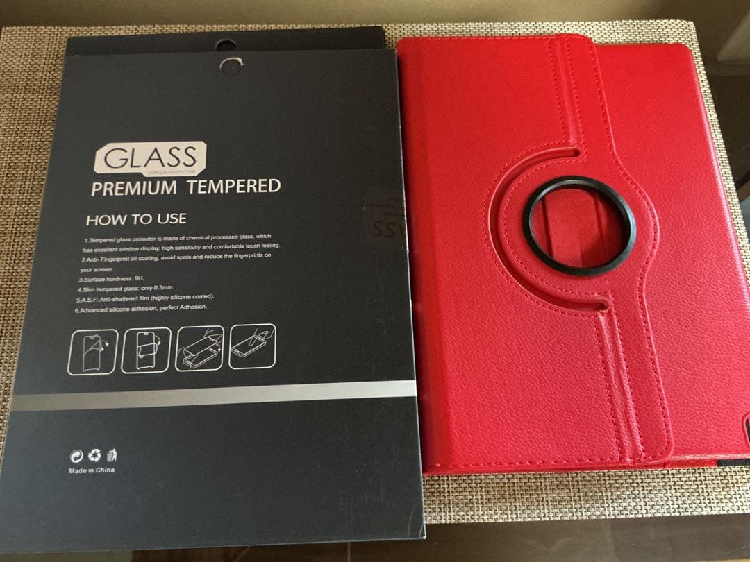 Apple iPad 第7世代　32GB 外箱、保護フィルム、ケース付き