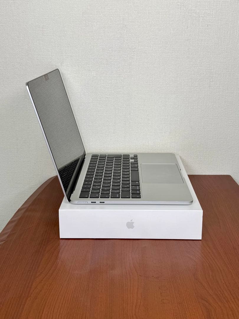 【保証品】MacBookAir M2 512G AppleCare＋フィルム付き
