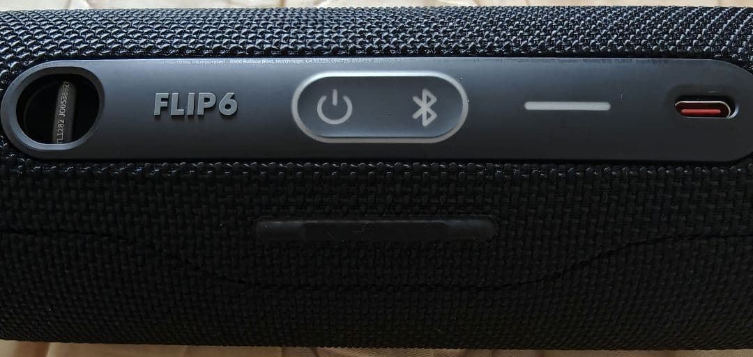JBL FLIP6 ワイヤレススピーカー　②