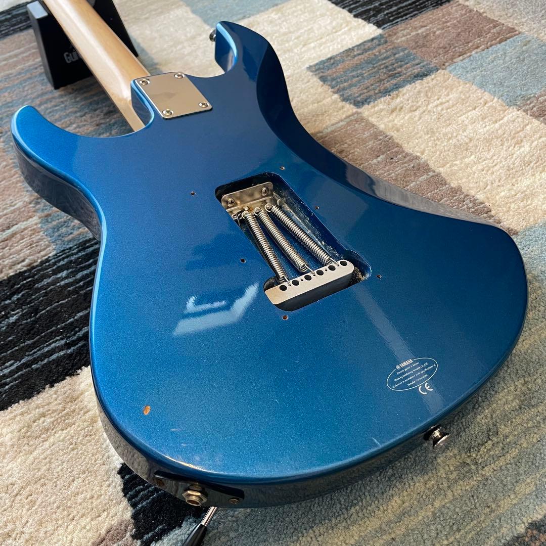 YAMAHA ヤマハ　Pacifica パシフィカ　PAC112X