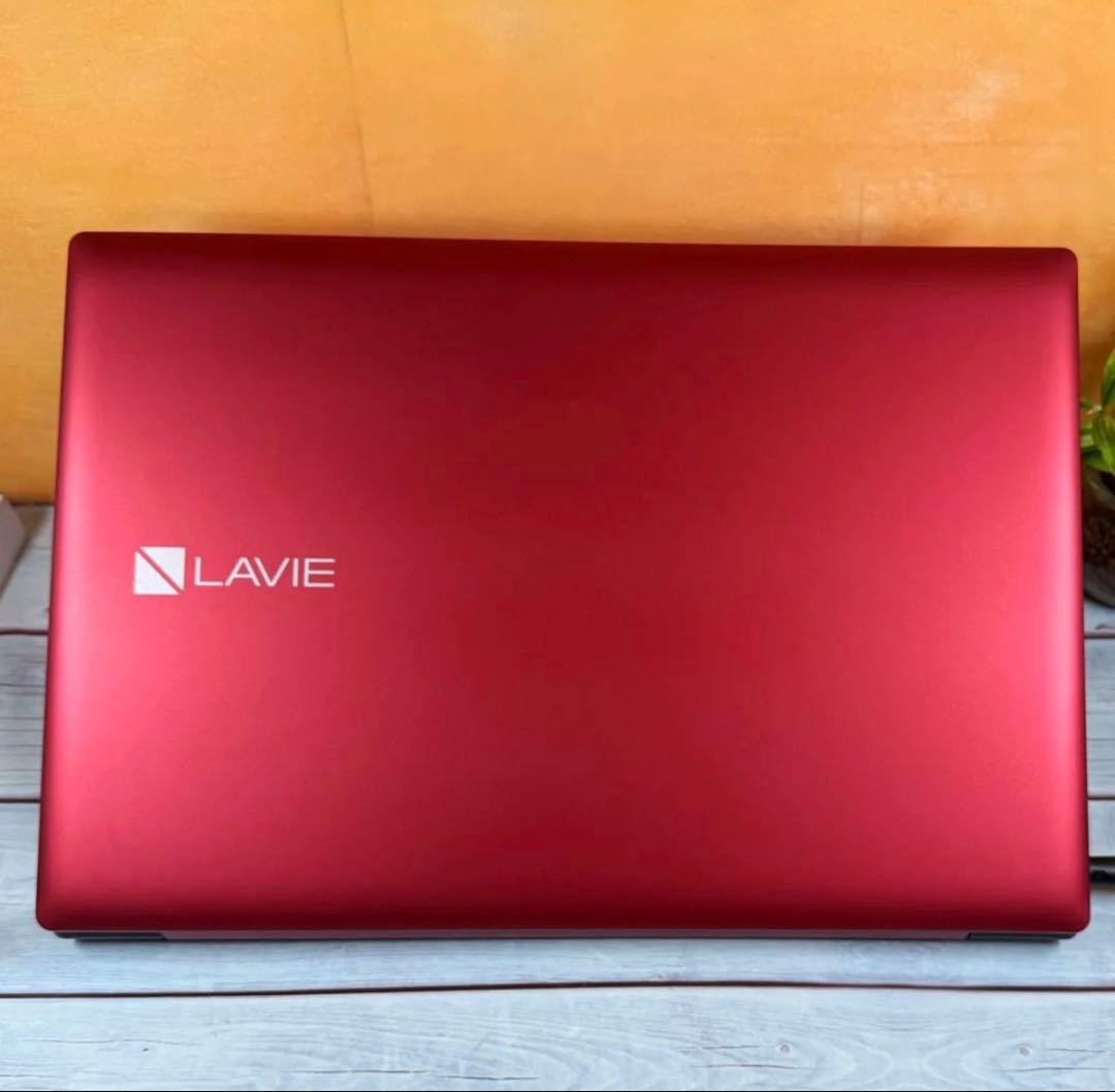 大人レッド❤️薄型ノートPC❤️Core i3❤️8GB❤️SSD❤️Windows 11