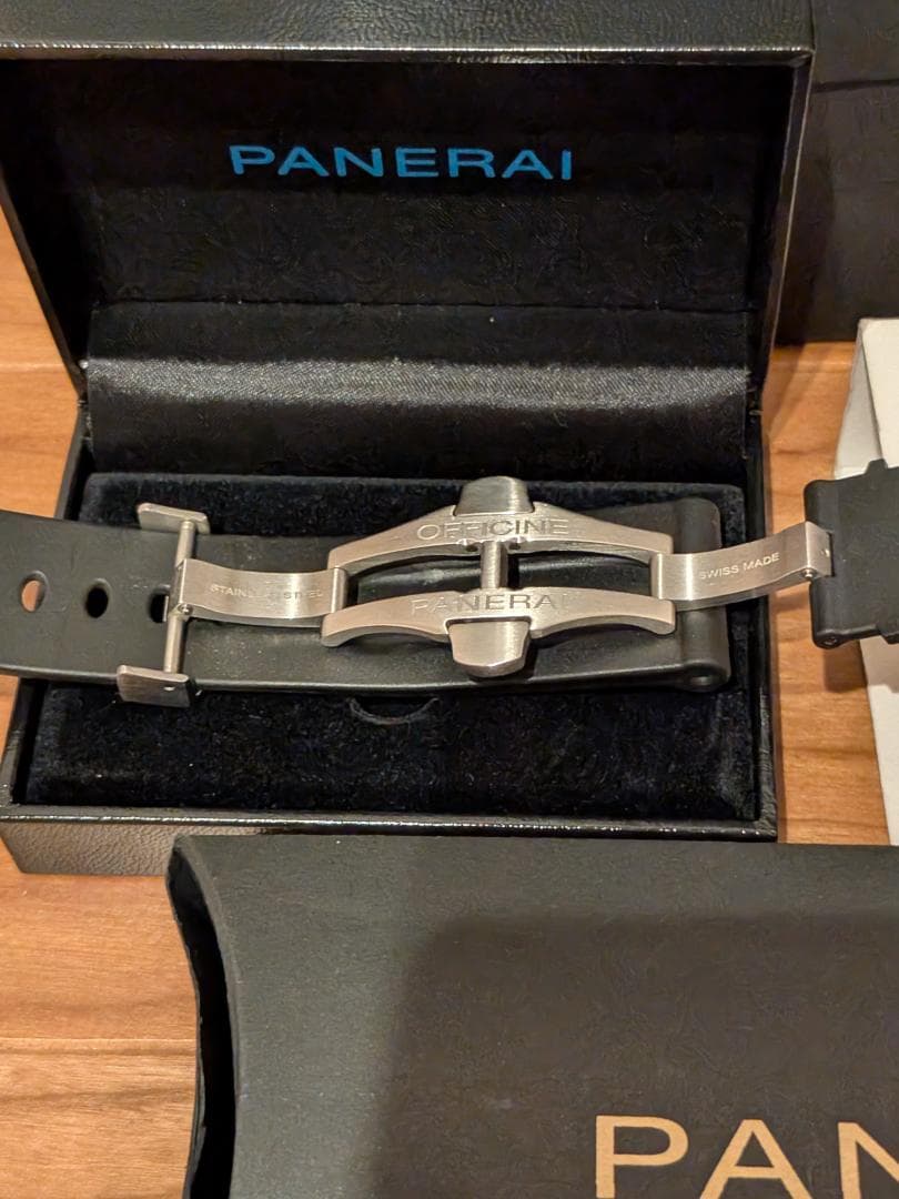 PANERAI 純正Dバックル、純正ブラックラバーベルト