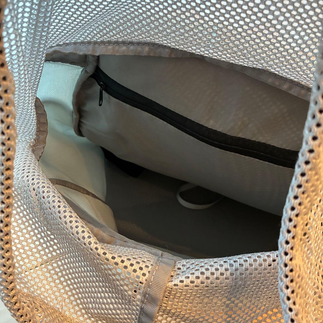 未使用　モンシェリ　メッシュキャリーリュック　グレー　軽量メッシュ巾着リュック