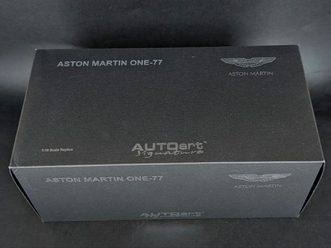オートアート 1/18 ASTON MARTIN ONE-77 ブラックパール