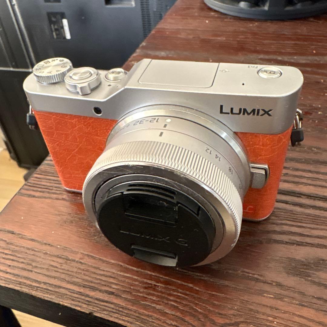 Panasonic DC-GF9 デジタル一眼レフカメラ