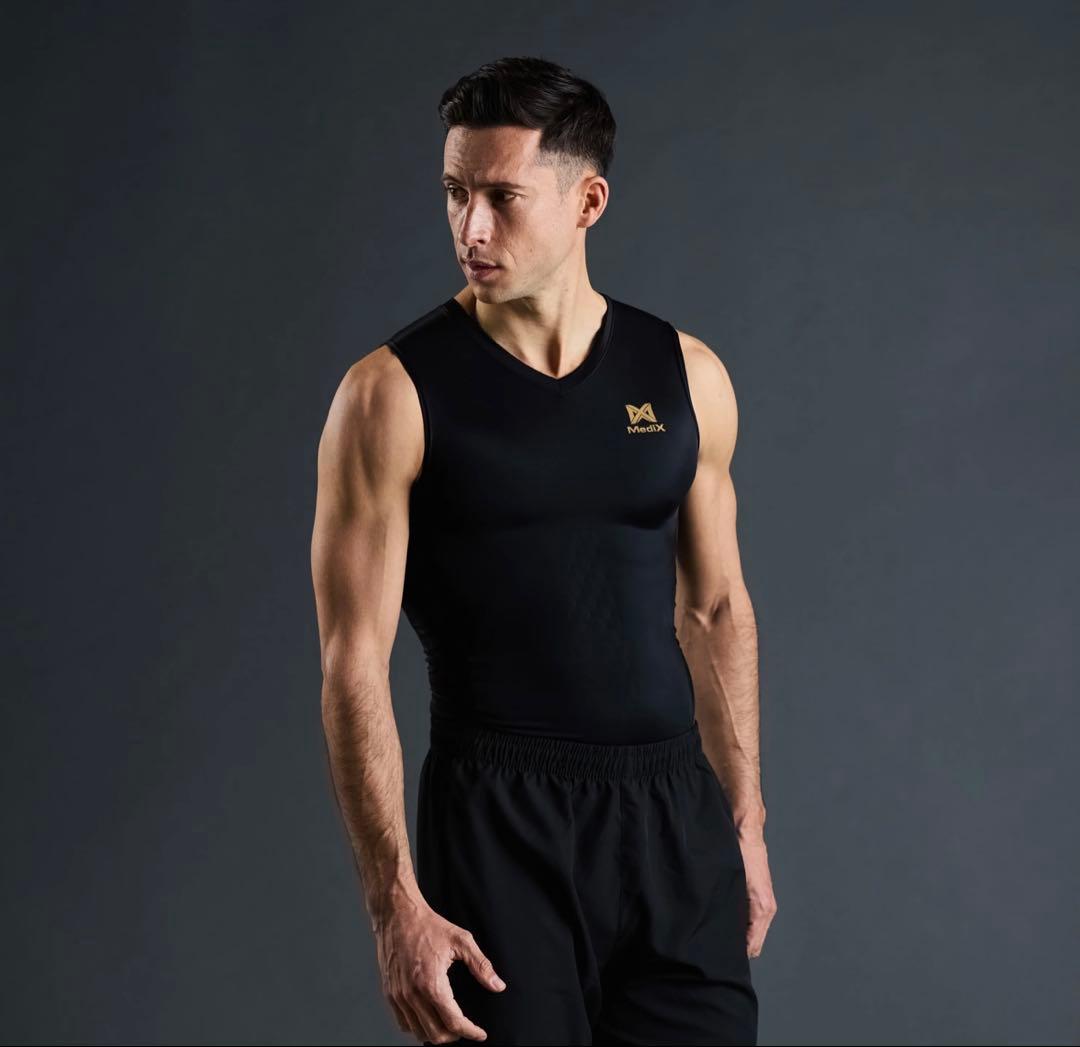 MIRAKIRU PRO 新品　ノースリーブ