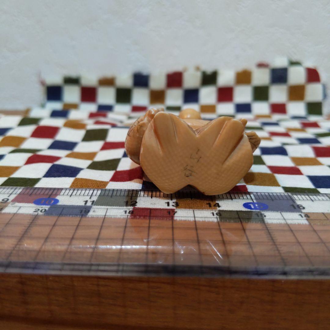 時代提げ物 面変絡繰根付 在銘 天然素材 高5.2cm幅3.9cm重30ｇ緻密彫