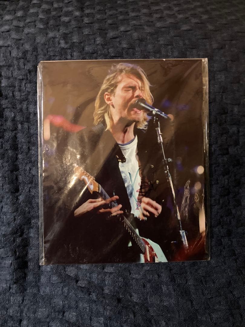 【超希少】カートコベイン  Cobain 直筆サイン付きフォトカード