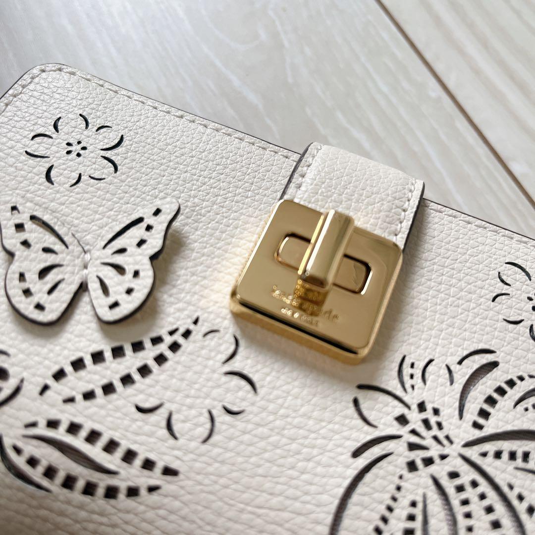 Kate Spade バタフライ&フローラルカットワーク財布 ケイトスペード