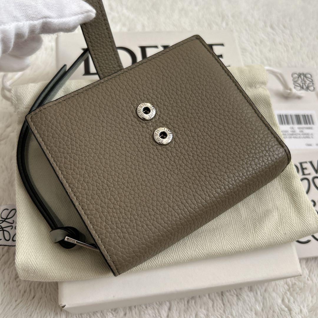 【美品】ロエベ コンパクトジップウォレット　二つ折り財布 LOEWE