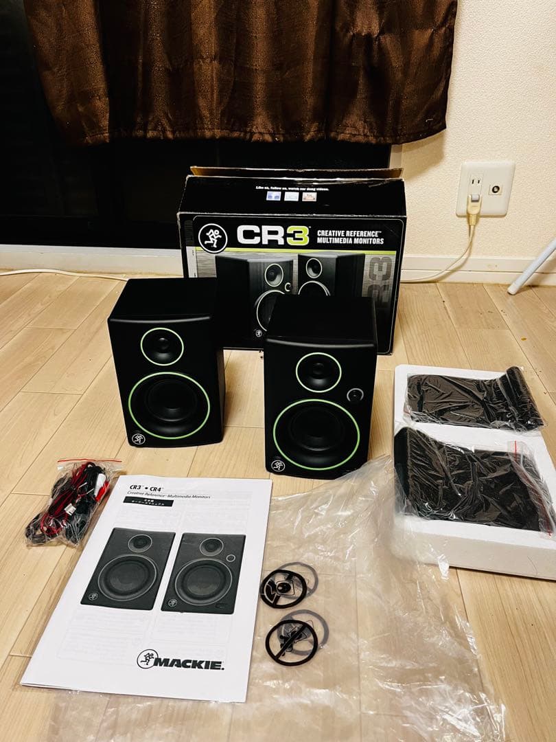 MACKIE CR3 モニタースピーカー
