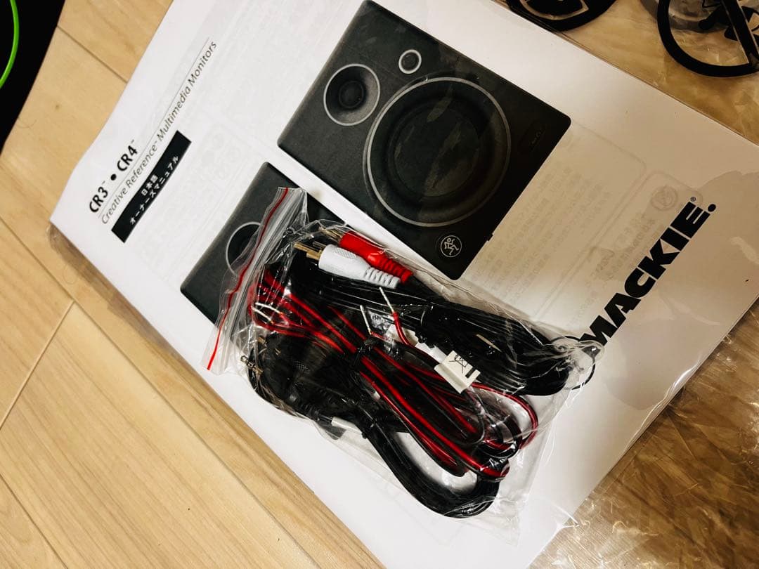 MACKIE CR3 モニタースピーカー
