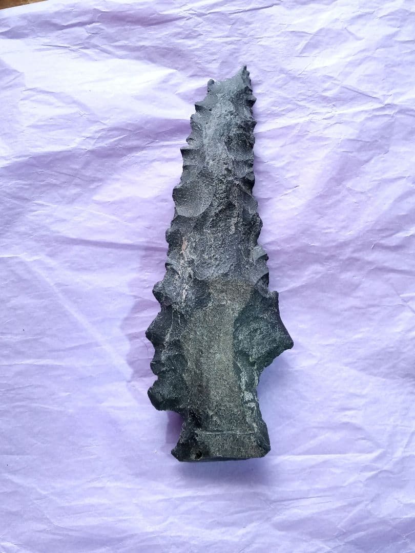 卑弥呼石剣 本物 サヌカイト 石器 模写